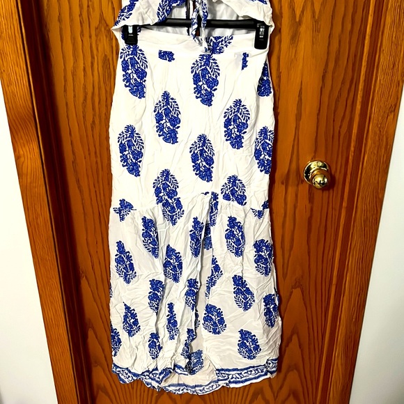 Dress - Picture 4 of 4